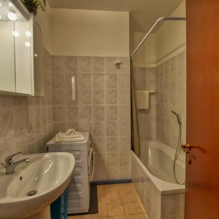 Apartment Cipresso 21 Am Wasser